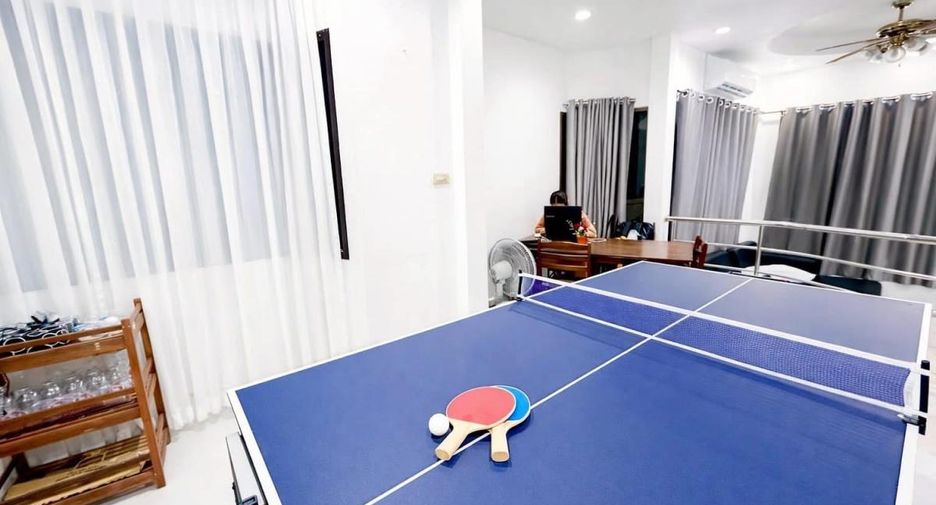 For rent 4 bedrooms villa in Jomtien, Pattaya