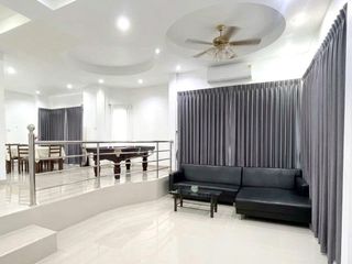 For rent 4 bedrooms villa in Bang Lamung, Chonburi