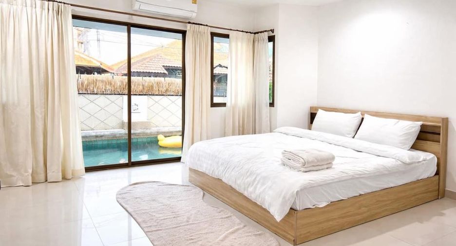 For rent 4 bedrooms villa in Jomtien, Pattaya
