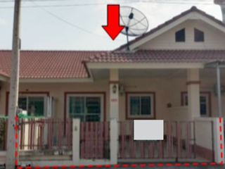 À vendre 1 chambre maison de ville à Pluak Daeng, Rayong