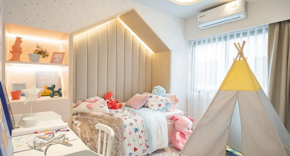For sale 2 bedrooms townhouse in Bang Sao Thong, Samut Prakan