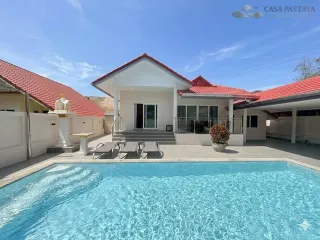 For sale 3 ベッドルーム villa in Bang Lamung, Chonburi