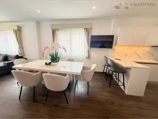For sale 3 ベッドルーム villa in Bang Lamung, Chonburi