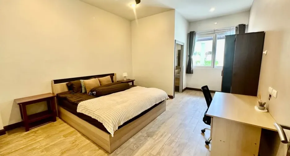 For sale 6 bedrooms villa in Huay Yai, Pattaya