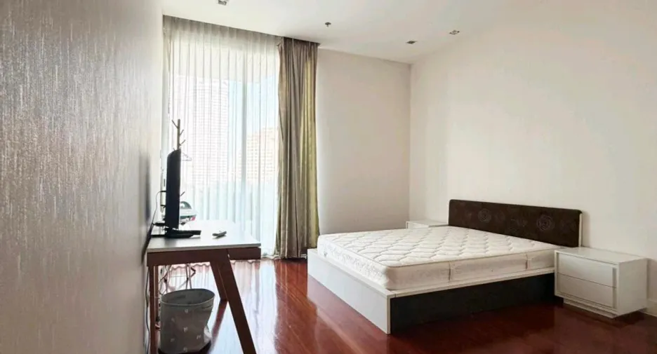 For rent 2 bedrooms condo in North Pattaya, Pattaya