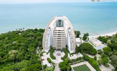 For rent 2 bedrooms condo in North Pattaya, Pattaya
