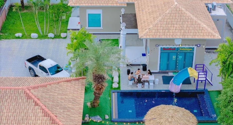 Villa en alquiler de 3 habitaciones en Huay Yai, Pattaya