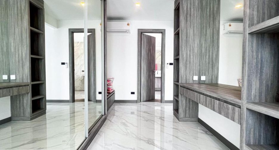 For sale 3 bedrooms villa in Bang Saray, Pattaya