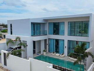 For sale 3 bedrooms villa in Bang Saray, Pattaya