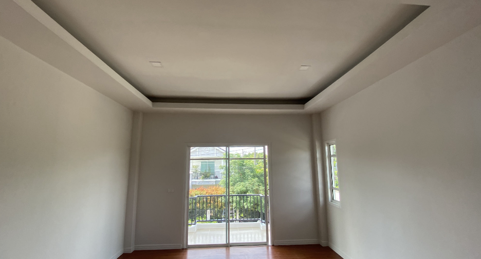 For sale 3 bedrooms house in Warin Chamrap, Ubon Ratchathani