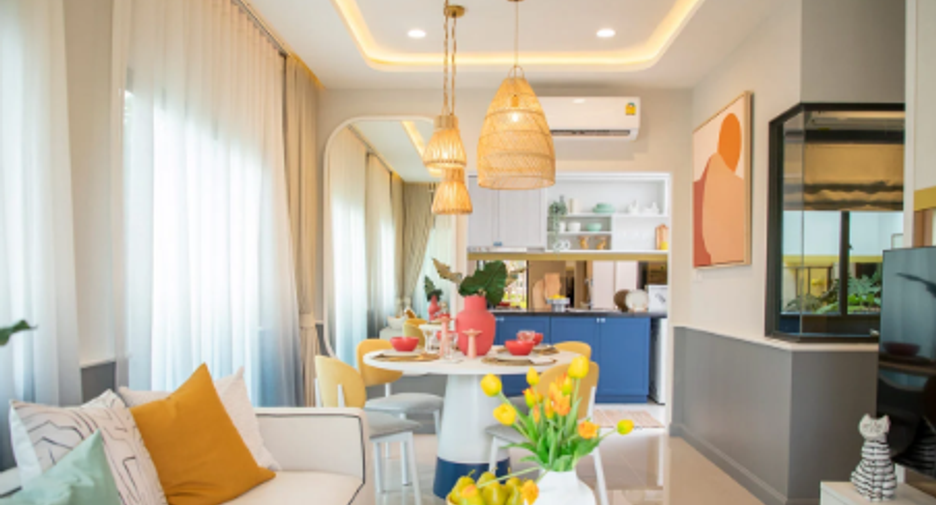 For sale 4 bedrooms townhouse in Bang Sao Thong, Samut Prakan