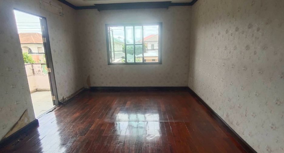 Продажа 3 спальни дом в Мин Бури, Бангкок