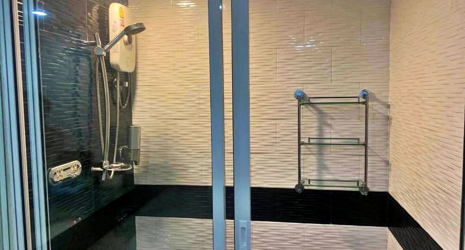Wohnung zur Miete mit 1 Zimmer in Bang Lamung, Chonburi