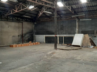 For rent warehouse in Chom Thong, Bangkok