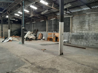 For rent warehouse in Chom Thong, Bangkok