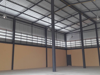 For rent warehouse in Phra Khanong, Bangkok