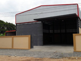 For rent warehouse in Phra Khanong, Bangkok