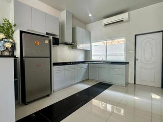 For sale 3 bedrooms villa in Bang Lamung, Chonburi