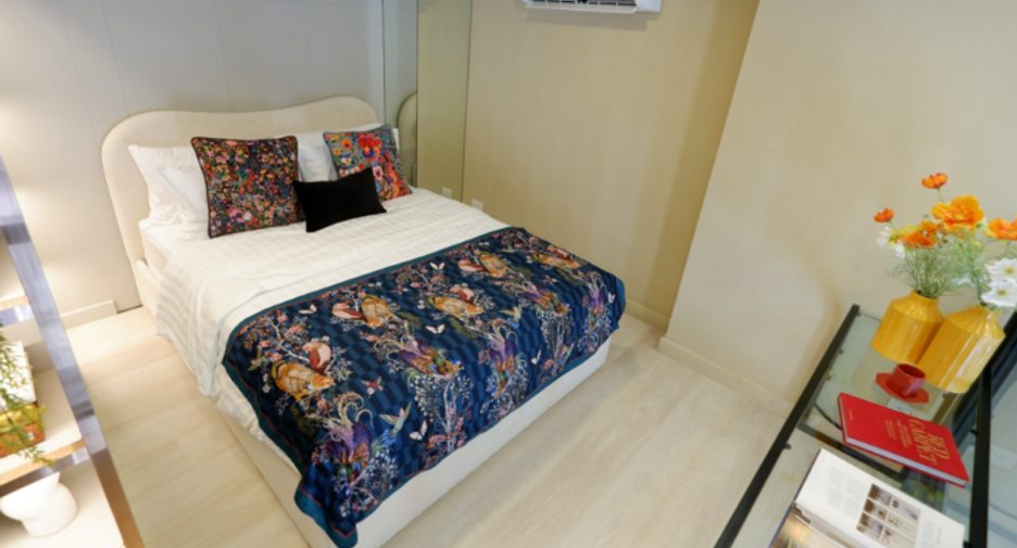 For sale 2 bedrooms condo in Khlong San, Bangkok