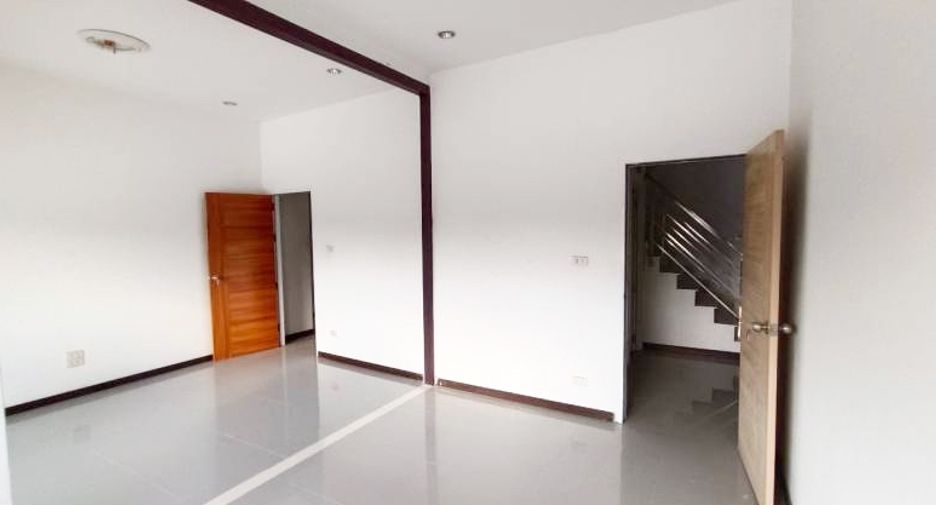 For sale 1 bed retail Space in Mueang Nakhon Ratchasima, Nakhon Ratchasima