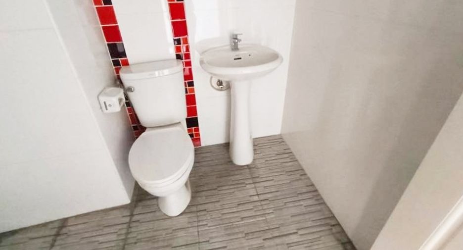 For sale 1 bed retail Space in Mueang Nakhon Ratchasima, Nakhon Ratchasima