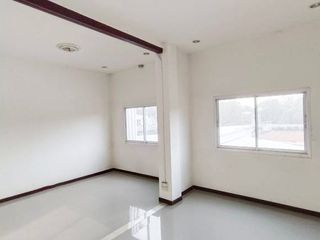 Gewerbefläche zum Kauf mit 1 Zimmer in Mueang Nakhon Ratchasima, Nakhon Ratchasima