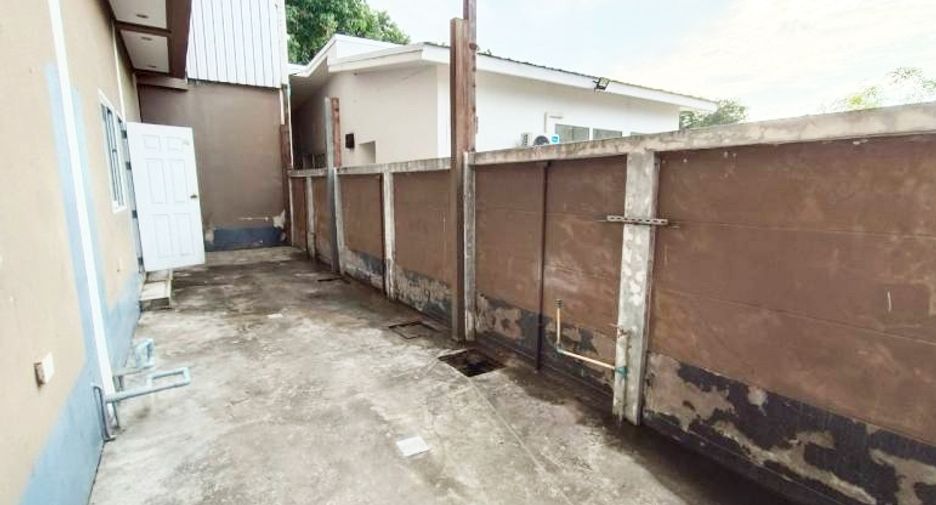 For sale 1 bed retail Space in Mueang Nakhon Ratchasima, Nakhon Ratchasima