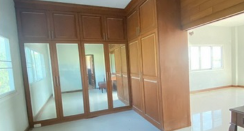 出售 5 卧室 独立屋 在 Sattahip, 芭提雅