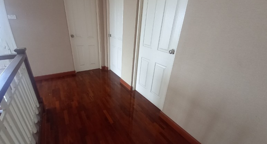 Haus zum Kauf mit 3 Zimmer in Bang Kruai, Nonthaburi