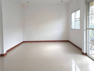 ขาย 4 ห้องนอน ทาวน์เฮ้าส์ ใน หนองแขม, กรุงเทพฯ