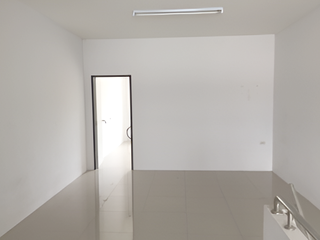 À vendre 20 chambres local commercial à Si Racha, Chonburi