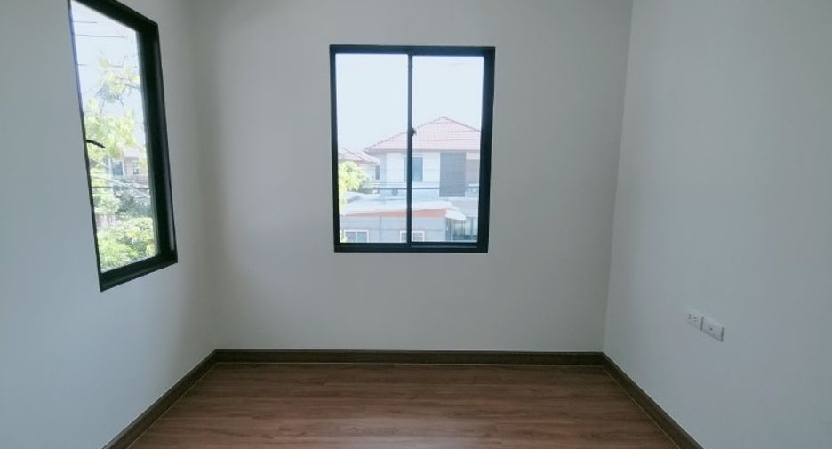 À vendre 3 chambres maison à Mueang Pathum Thani, Pathum Thani