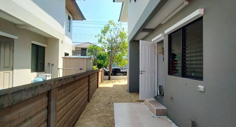 À vendre 3 chambres maison à Mueang Pathum Thani, Pathum Thani