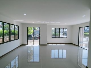 Продажа 3 спальни дом в Mueang Pathum Thani, Патумтани