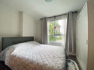 For sale 1 bed condo in Bangkok Noi, Bangkok