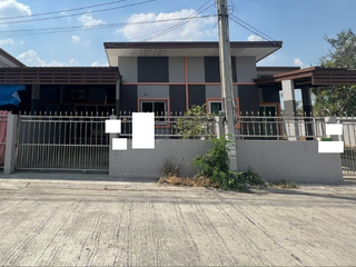出售 2 卧室 独立屋 在 Phanat Nikhom, Chon Buri