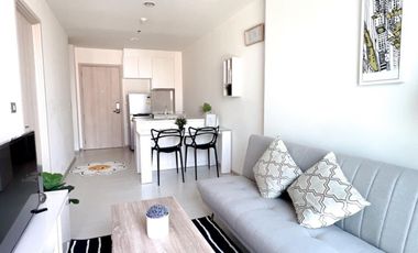 For sale 1 bed condo in Khlong Toei, Bangkok