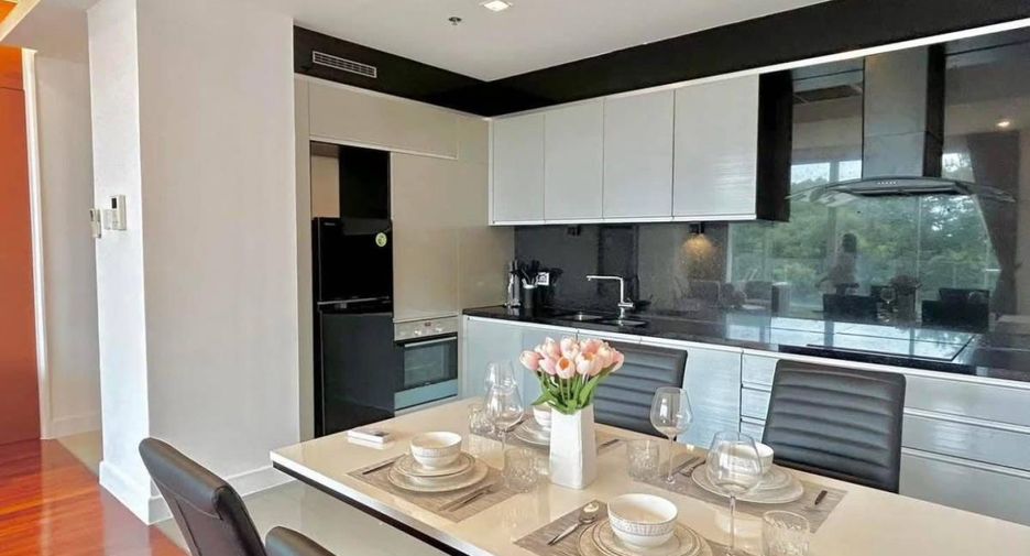 For rent 2 bedrooms condo in Bang Lamung, Chonburi
