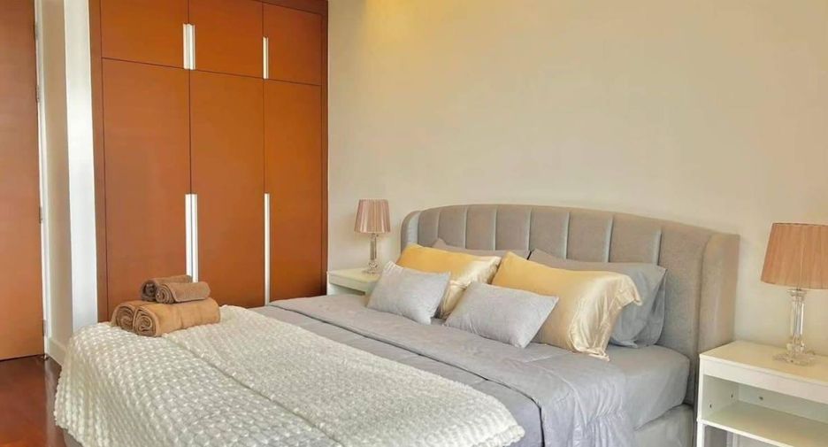 For rent 2 bedrooms condo in Bang Lamung, Chonburi