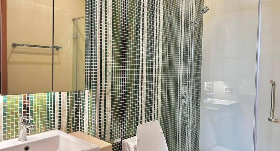 For rent 2 bedrooms condo in Bang Lamung, Chonburi