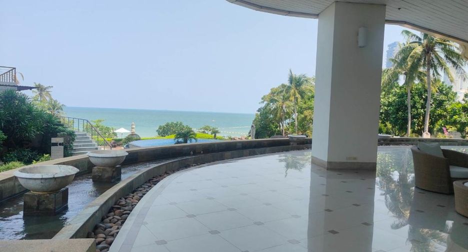 For rent 2 bedrooms condo in Bang Lamung, Chonburi