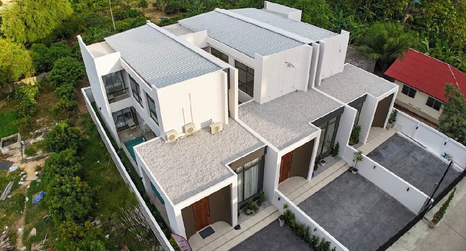Продажа 3 спальни вилла в Банг Ламунг, Чонбури