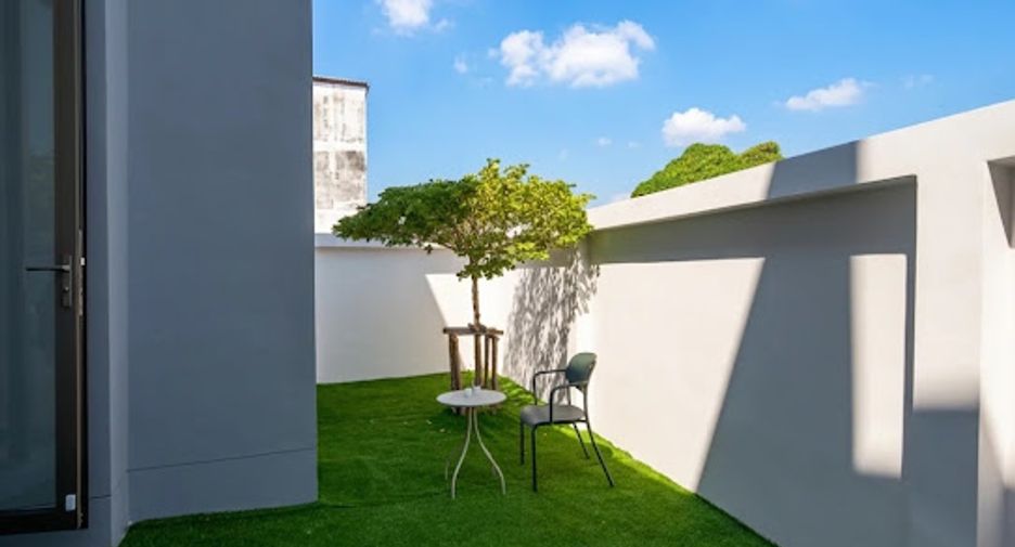 For sale 3 bedrooms villa in Bang Lamung, Chonburi