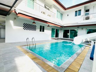 À vendre 4 chambres villa à Bang Lamung, Chonburi