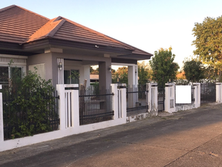For sale 3 bedrooms house in Mueang Nakhon Ratchasima, Nakhon Ratchasima