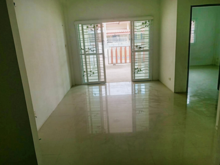 Casa adosada en venta de 2 habitaciones en Pluak Daeng, Rayong