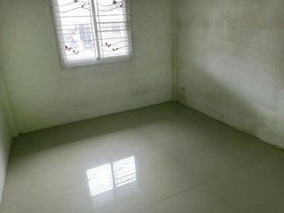 Casa adosada en venta de 2 habitaciones en Pluak Daeng, Rayong