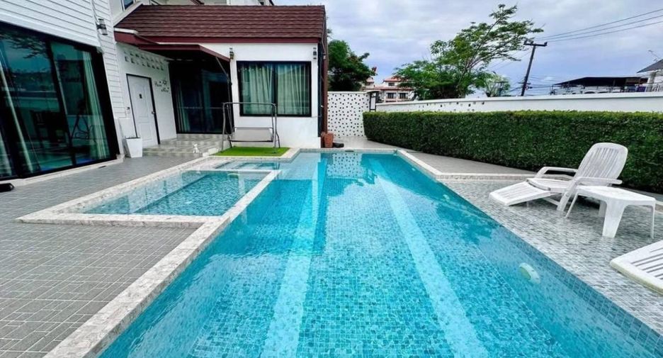 For rent 4 bedrooms house in Bang Lamung, Chonburi