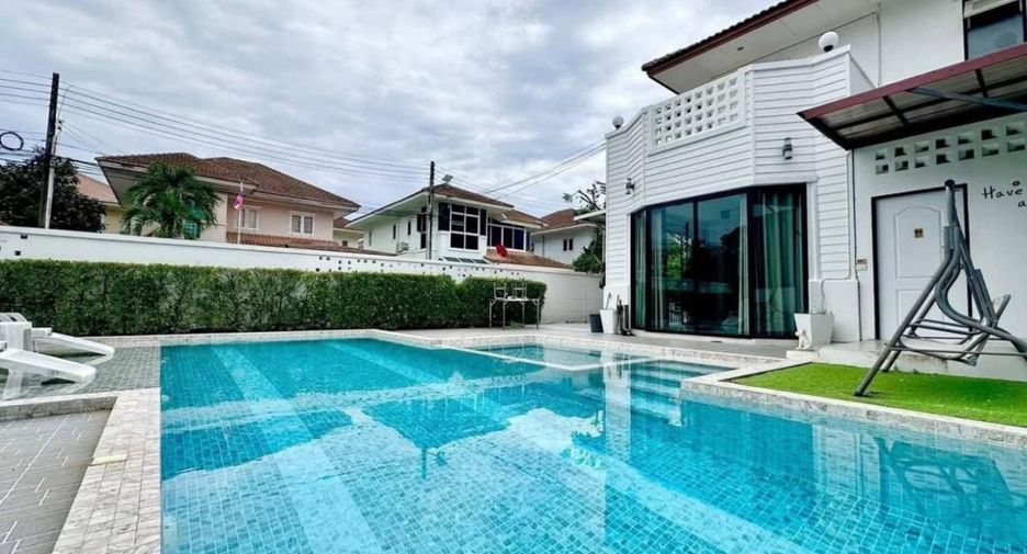 For rent 4 bedrooms house in Bang Lamung, Chonburi