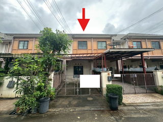 For sale 3 bedrooms townhouse in Mueang Chachoengsao, Chachoengsao